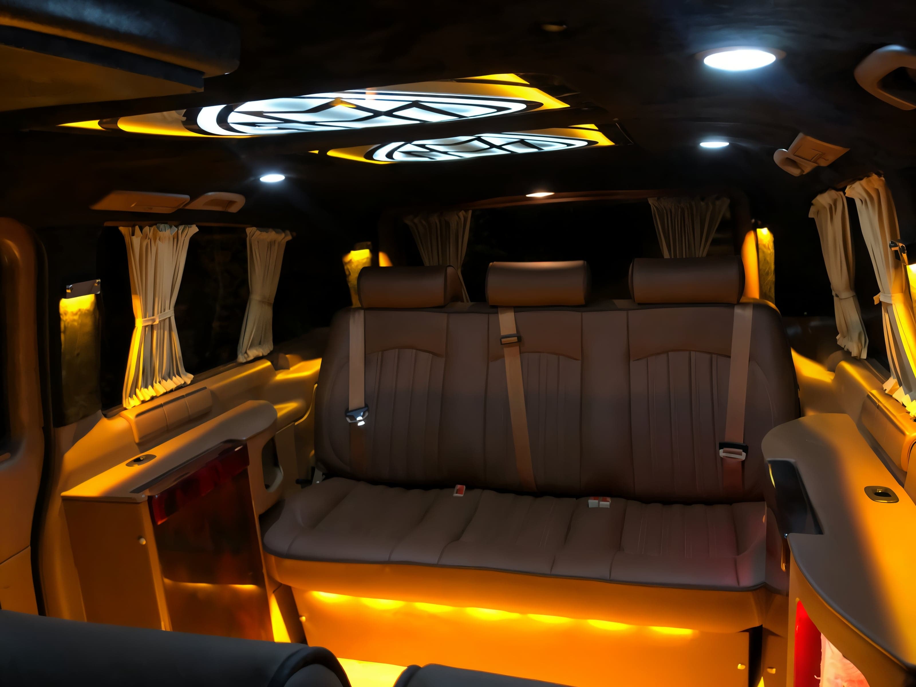 Mercedes Vito — interior