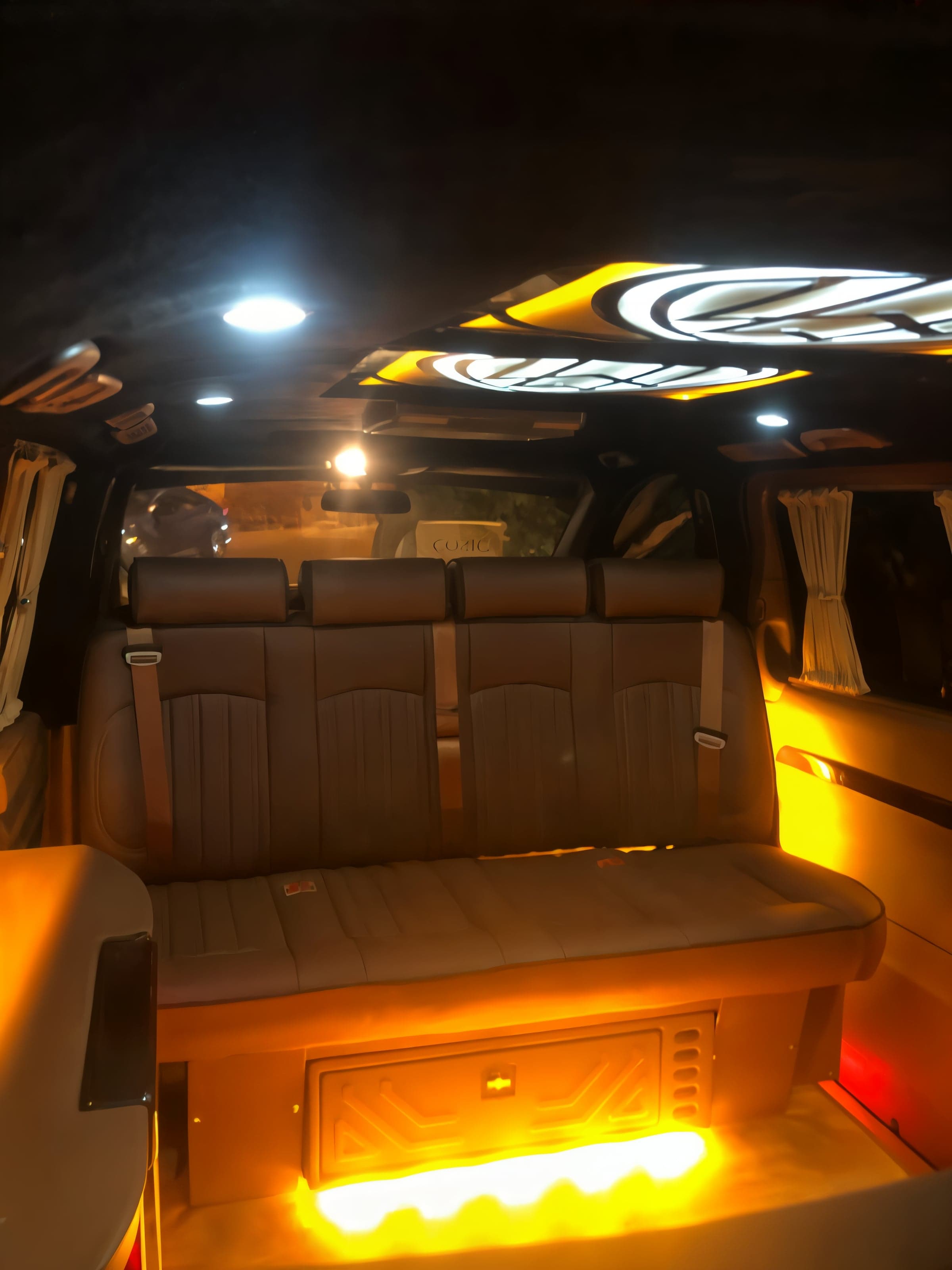 Mercedes Vito — luggage